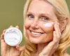 La crème anti-âge : pourquoi est-elle efficace pour lutter contre les rides ?